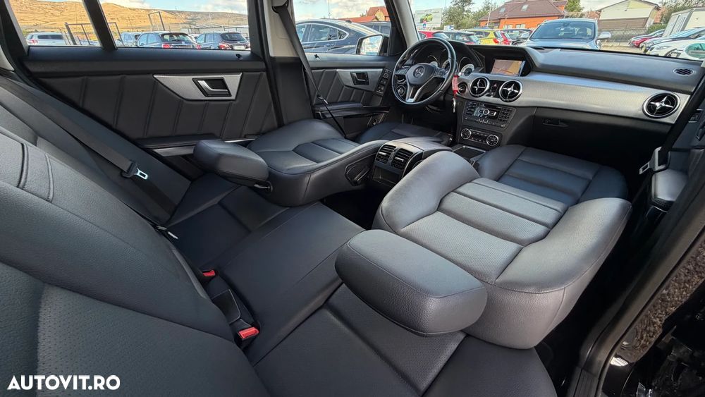 Mercedes-Benz GLK 220 CDI DPF 4Matic BlueEFFICIENCY 7G-TRONIC - 8