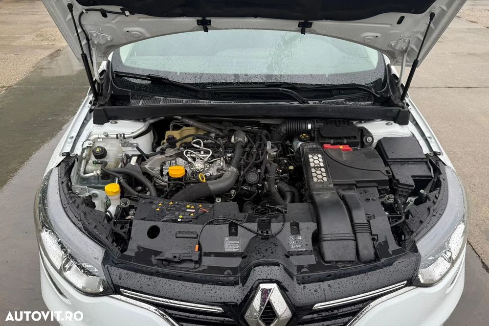 Renault Megane TCe GPF Business - 9