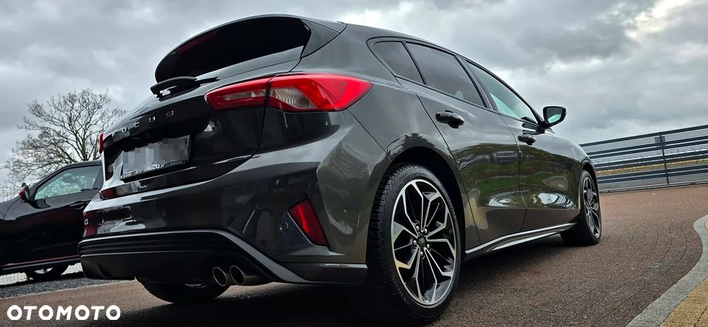 Ford Focus 1.5 EcoBoost ST-Line - 4