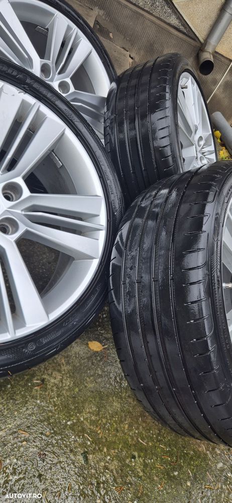 Skoda Octavia 2.0 TDI RS DSG - 30