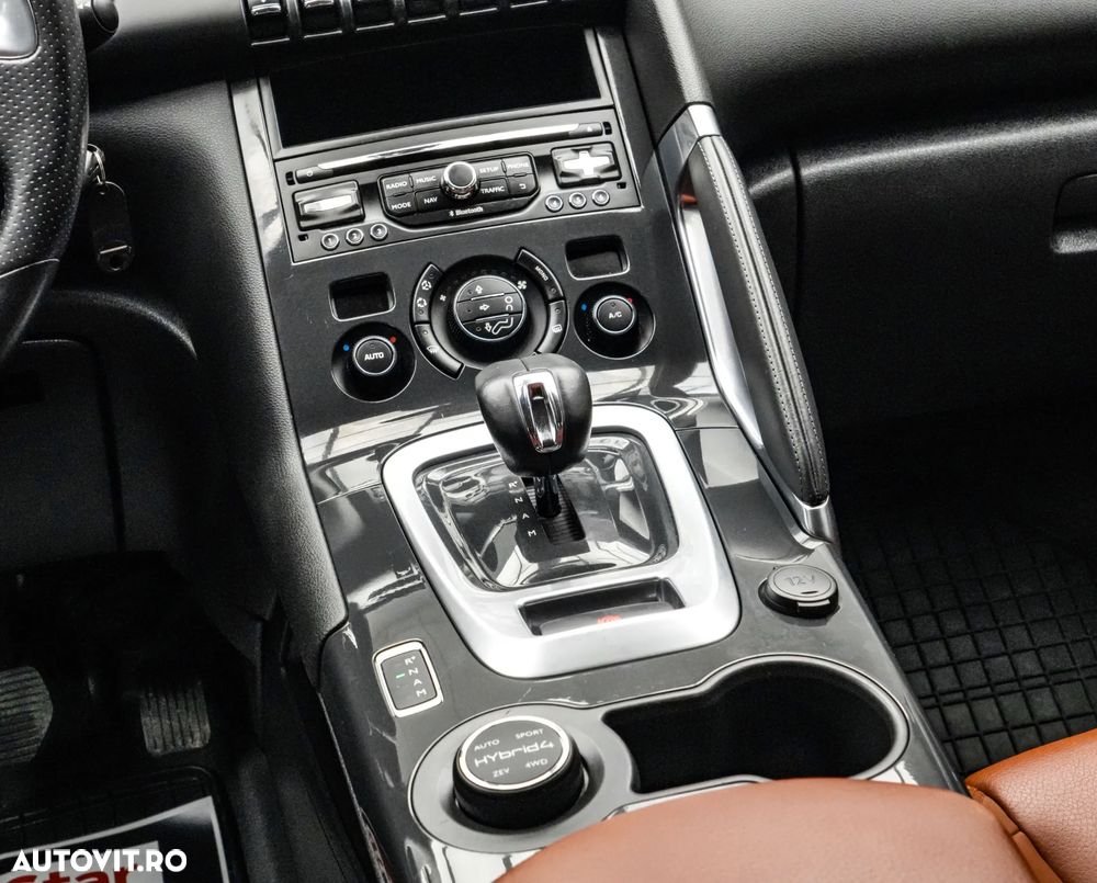 Peugeot 3008 HYbrid4 2.0 HDI FAP ETG + Electric - 19