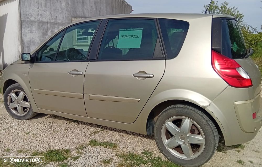 Renault Scénic 1.5 dCi Luxe - 5