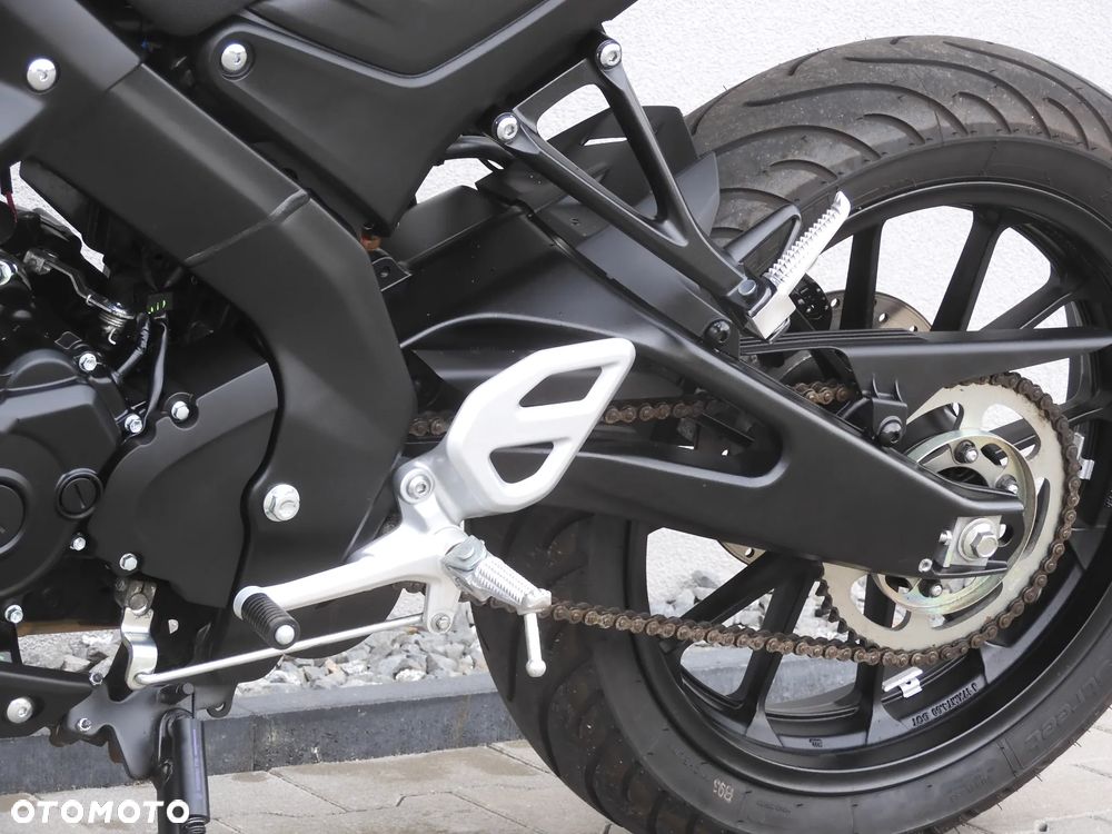 Yamaha MT - 38
