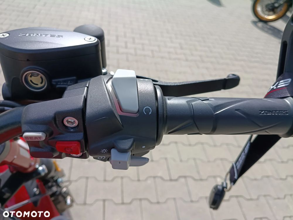 Zontes 125C - 8