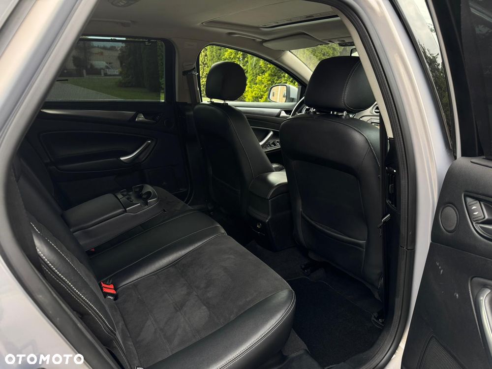 Ford Mondeo 2.2 TDCi Titanium - 32