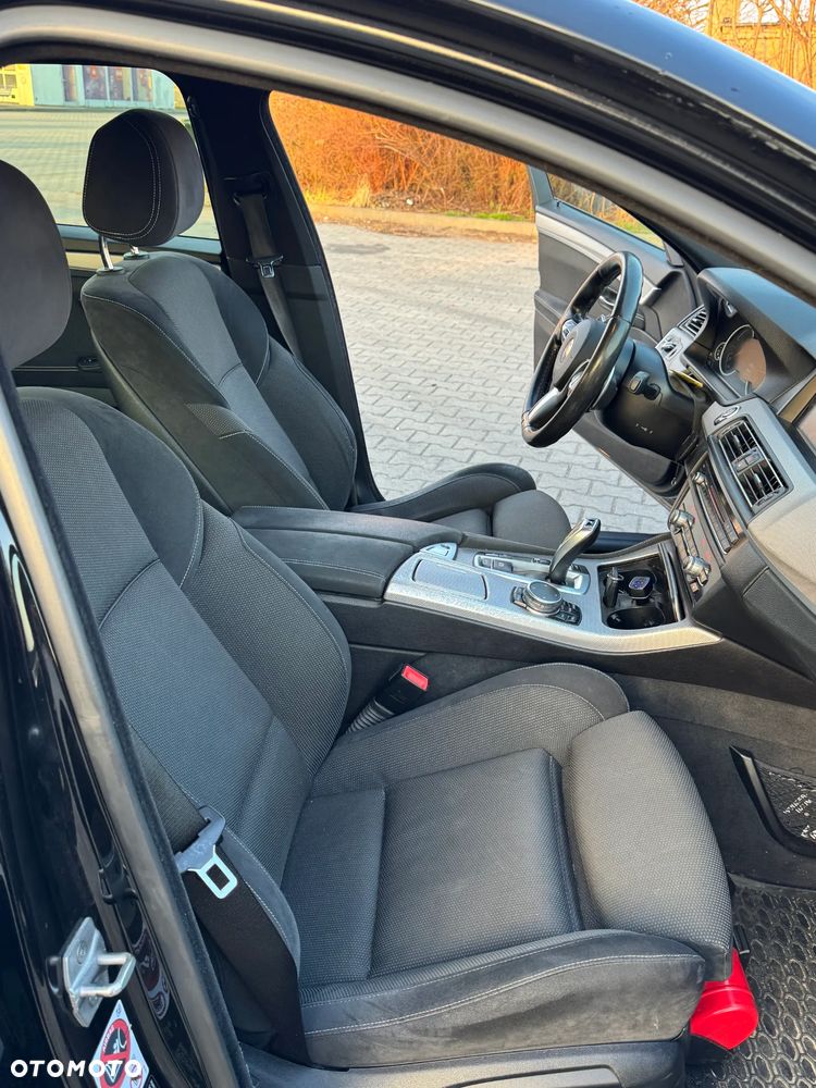 BMW Seria 5 520d xDrive M Sport sport - 10