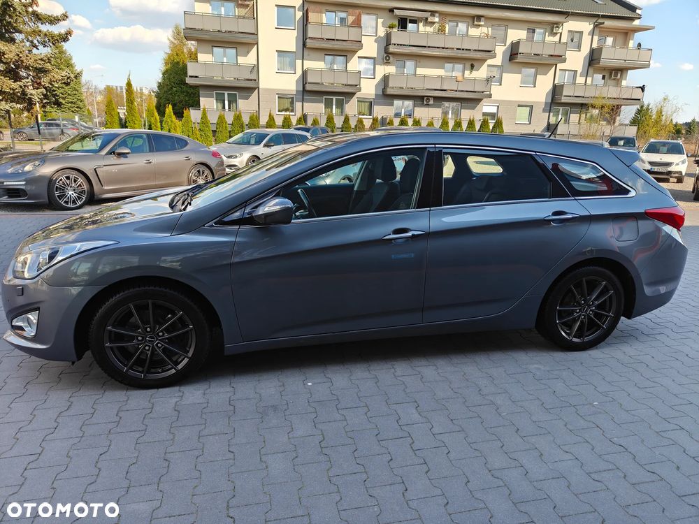 Hyundai i40 i40cw 1.7 CRDi Fifa World Cup Edition - 11