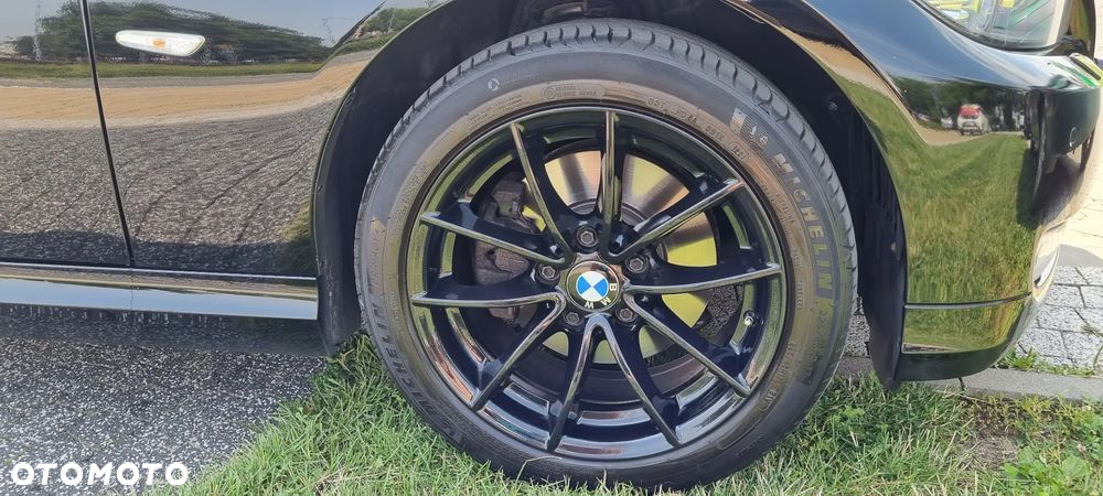 BMW Seria 3 318d Touring - 12