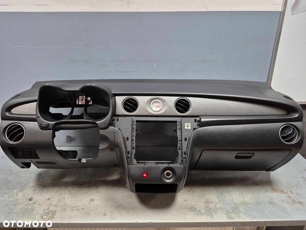 Kokpit Deska Rozdzielcza Kompletna Mitsubishi Outlander I - 1