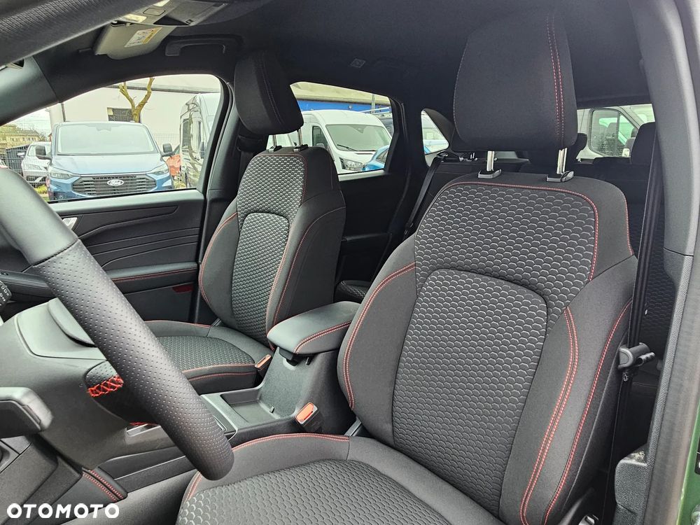 Ford Kuga 2.5 FHEV FWD ST-Line - 9