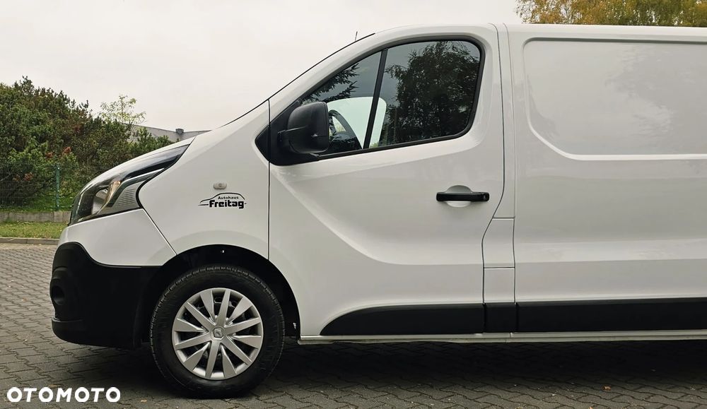 Renault Trafic III Vivaro - 19