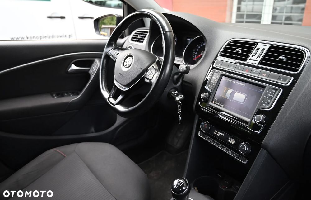 Volkswagen Polo 1.2 TSI (Blue Motion Technology) SOUND - 23