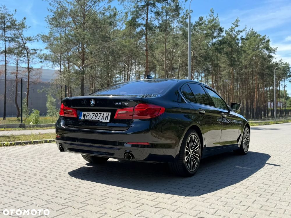 BMW Seria 5 520d Sport Line - 7