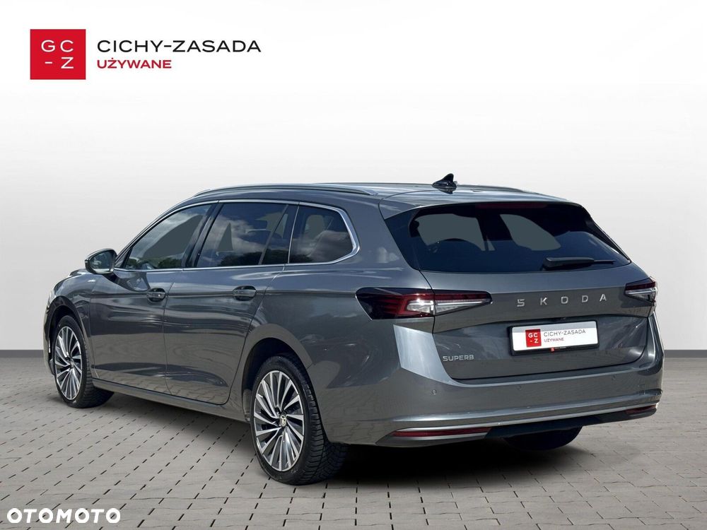 Skoda Superb 2.0 TDI SCR L&K DSG - 4