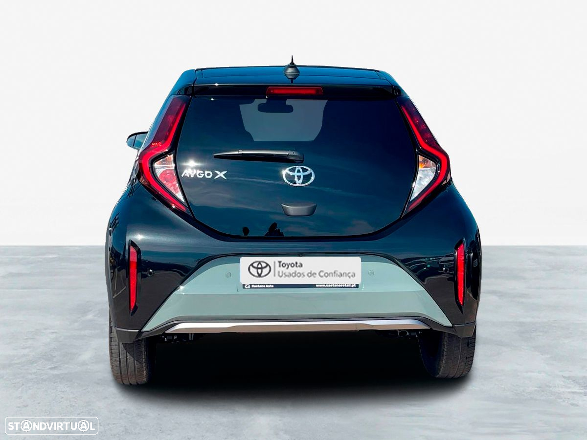 Toyota Aygo X 1.0 Envy CVT - 2