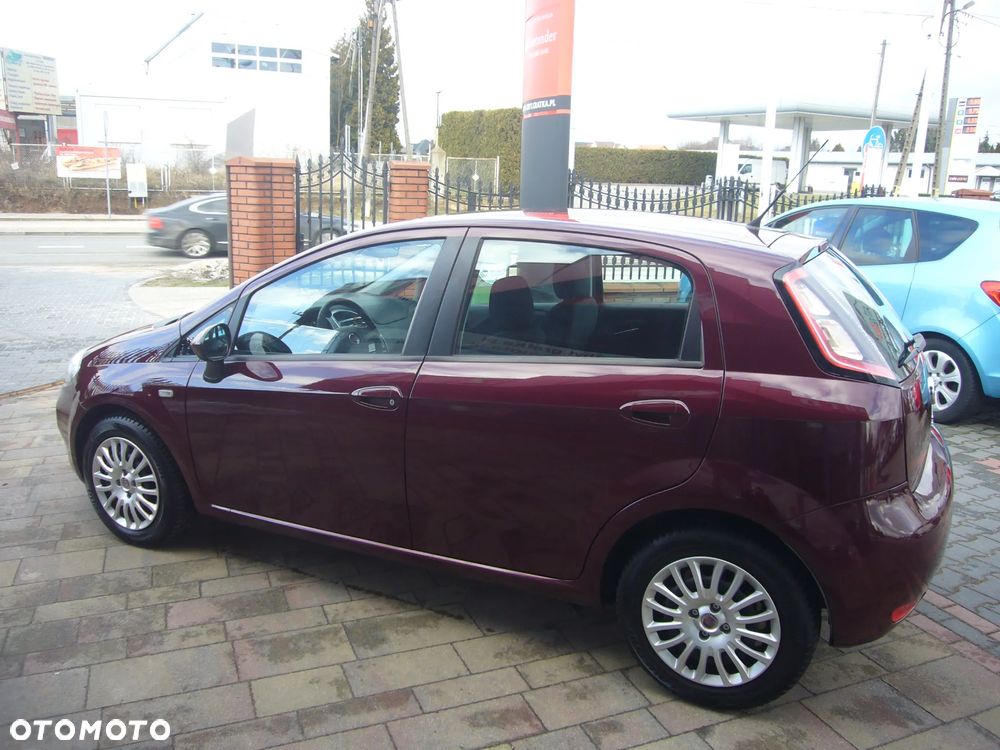 Fiat Punto 1.2 Young - 10