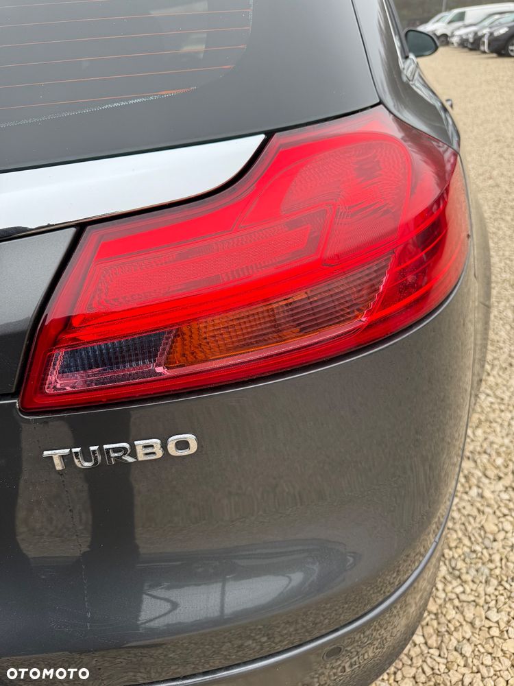 Opel Insignia 1.6 Turbo Edition - 10