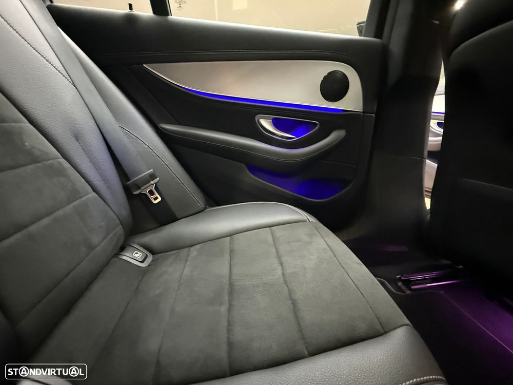 Mercedes-Benz E 300 de 9G-TRONIC AMG Line - 35