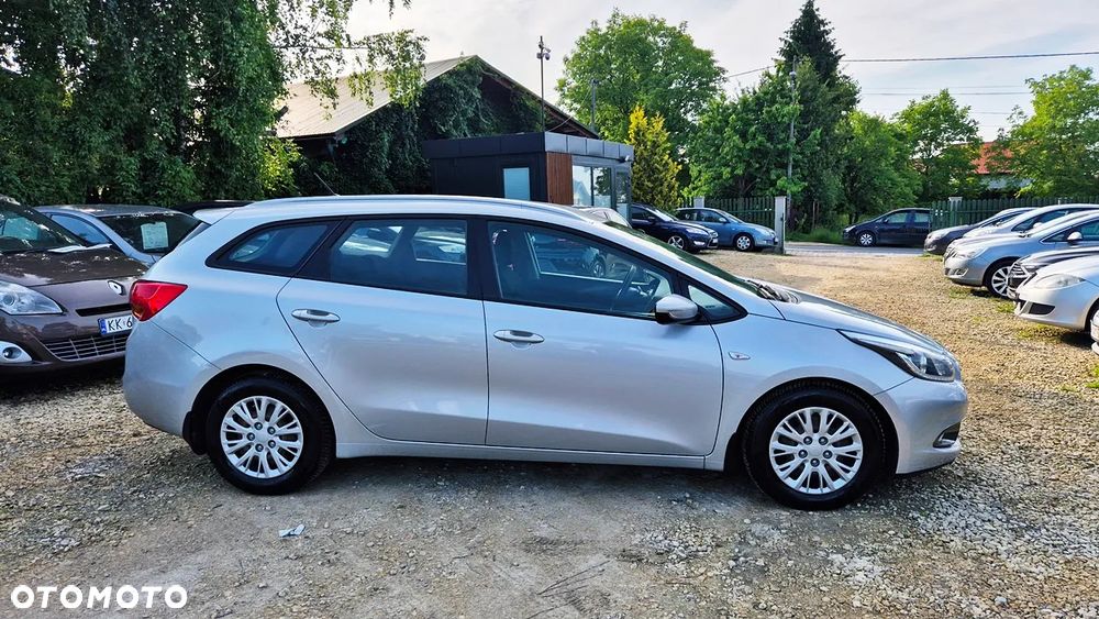Kia Ceed Cee'd 1.6 GDI XL - 11
