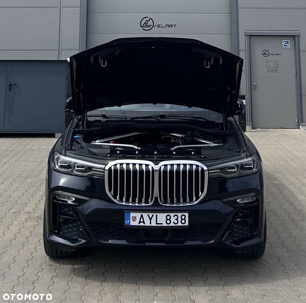 BMW X7 xDrive40i - 20