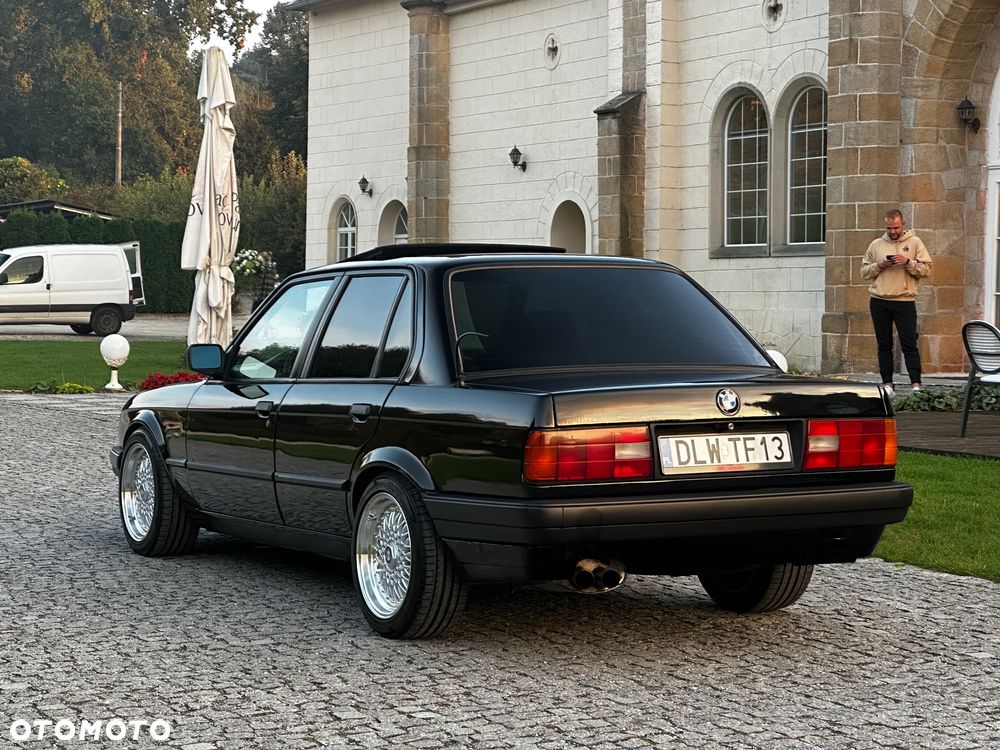 BMW Seria 3 320i - 6
