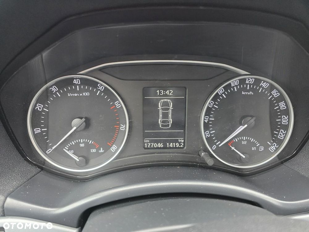 Skoda Octavia - 16