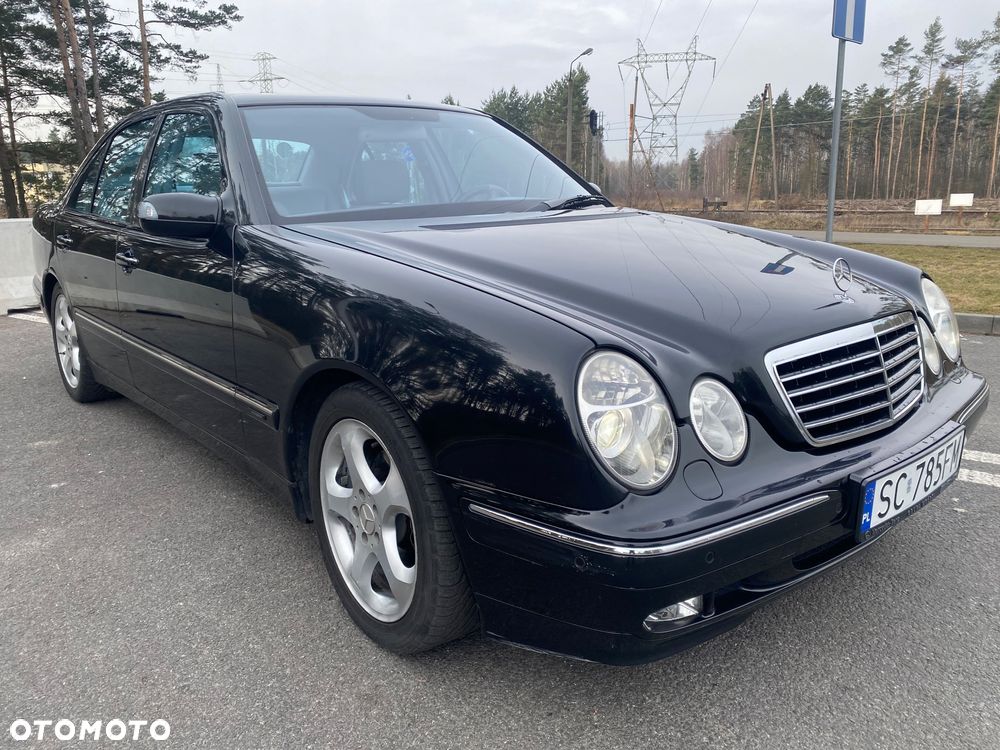 Mercedes-Benz Klasa E 320 T CDI Avantgarde - 26