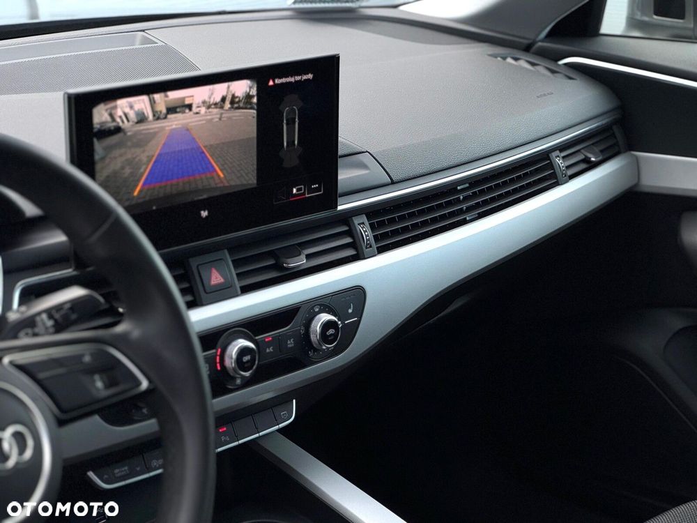 Audi A4 Limousine 40 TFSI S tronic - 12