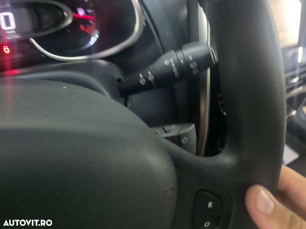 Renault Clio dCi Intens - 22