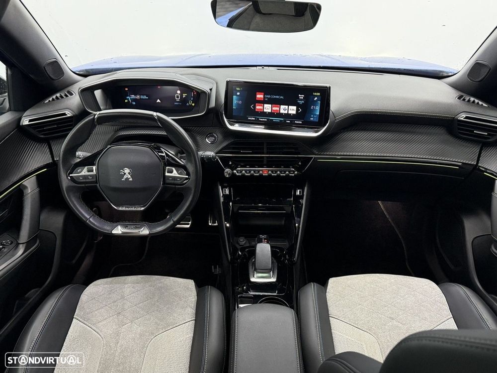 Peugeot e-2008 50 kWh GT - 18