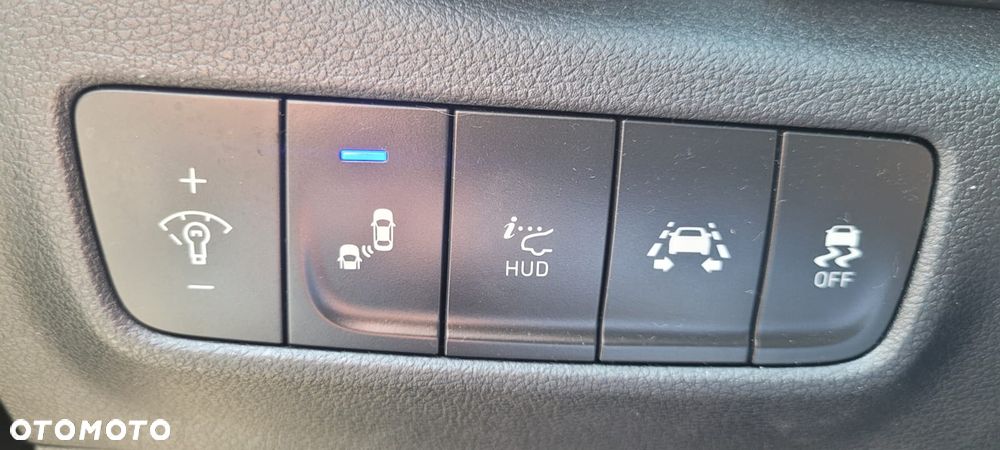 Hyundai Kona 1.6 T-GDI Premiere Style 4WD DCT - 22