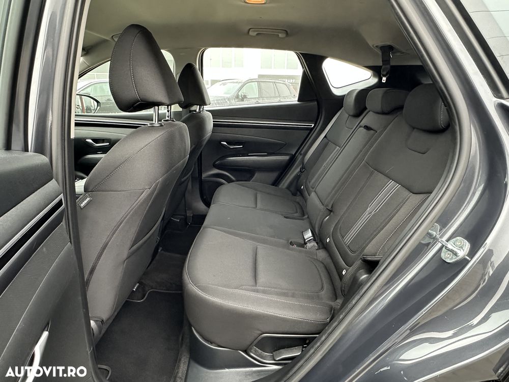 Hyundai Tucson 1.6 T-GDi HEV 2WD Select - 18