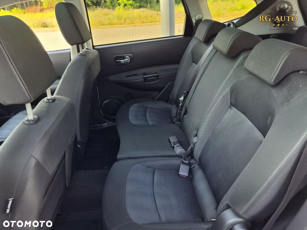Nissan Qashqai+2 - 32