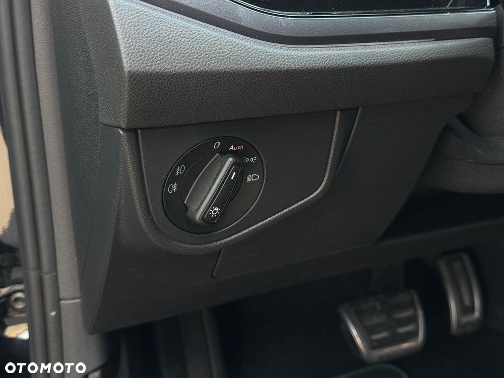 Volkswagen Polo 2.0 TSI OPF DSG GTI - 27
