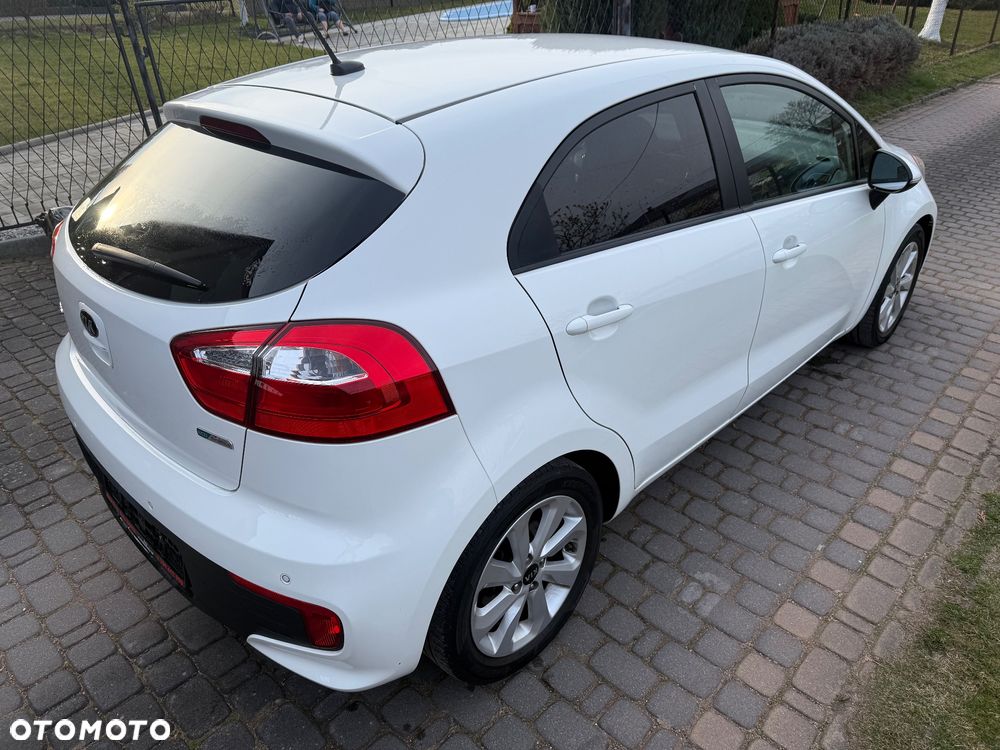 Kia Rio 1.2 Dream-Team Edition - 25