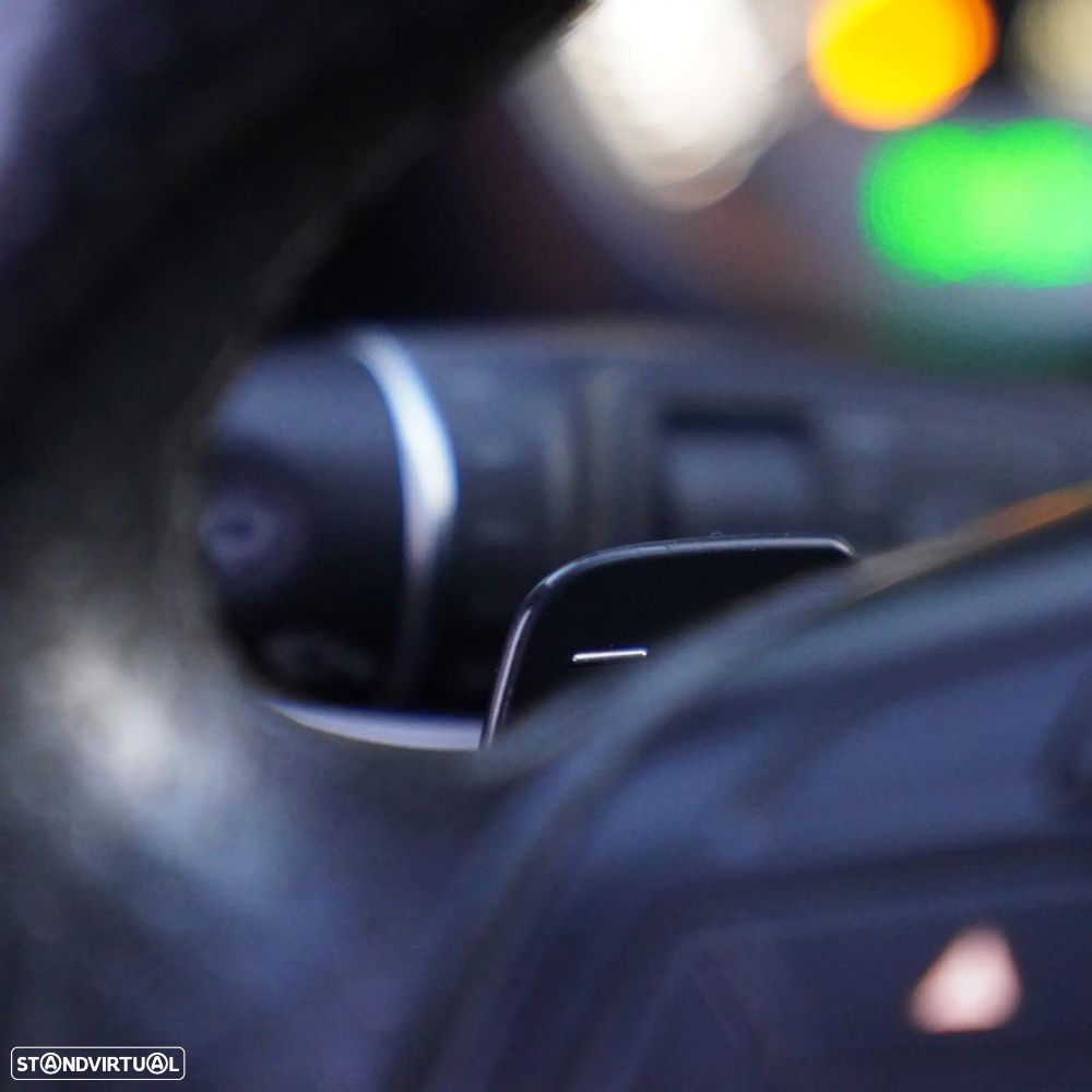 Mercedes-Benz E 300 Bluetec Hybrid Avantgarde - 17