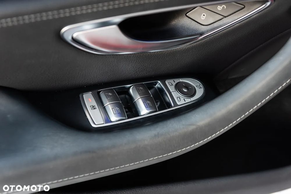 Mercedes-Benz AMG GT 43 4-Matic+ - 19