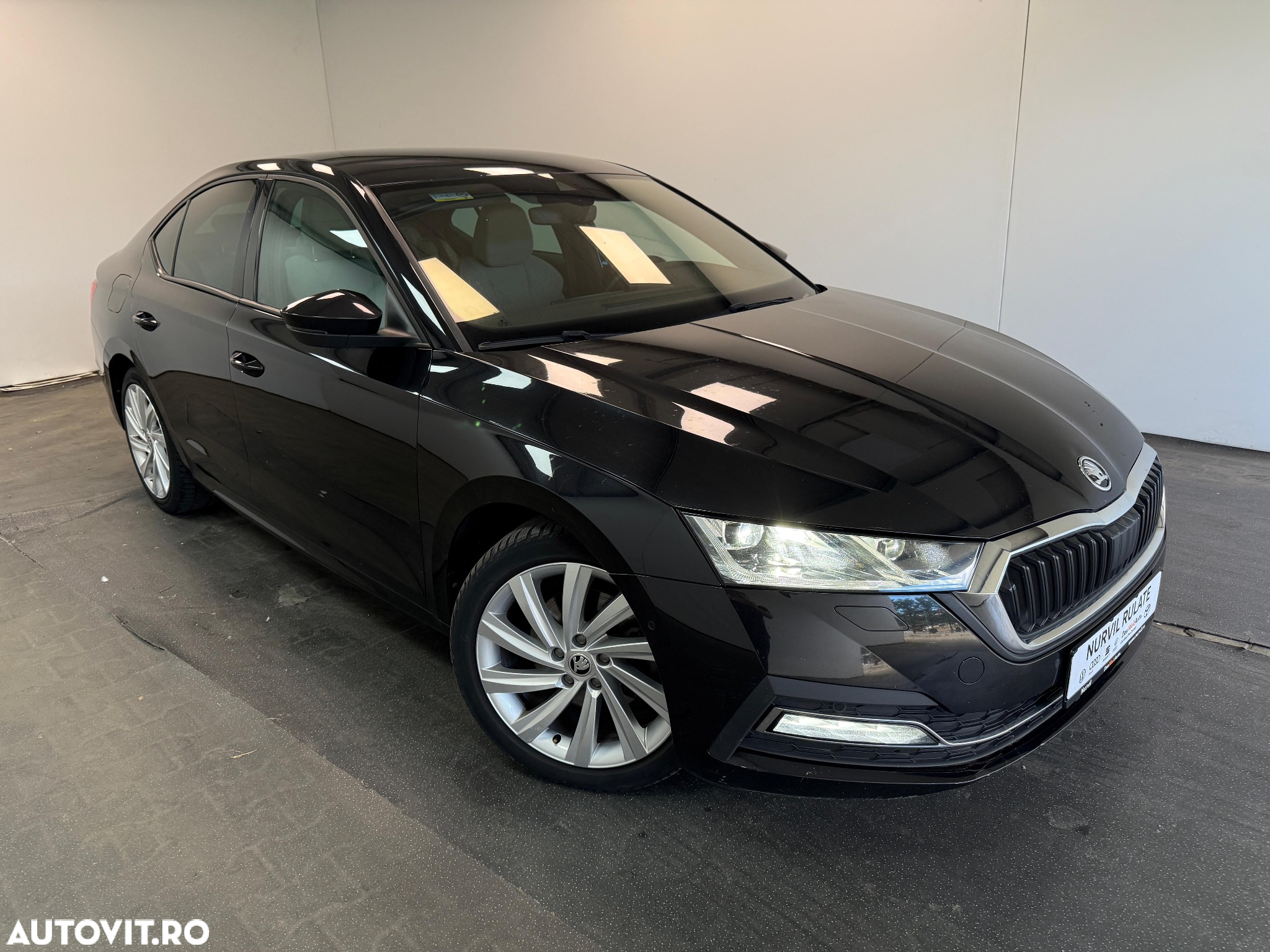Skoda Octavia 2.0 TDI DSG Style - 21