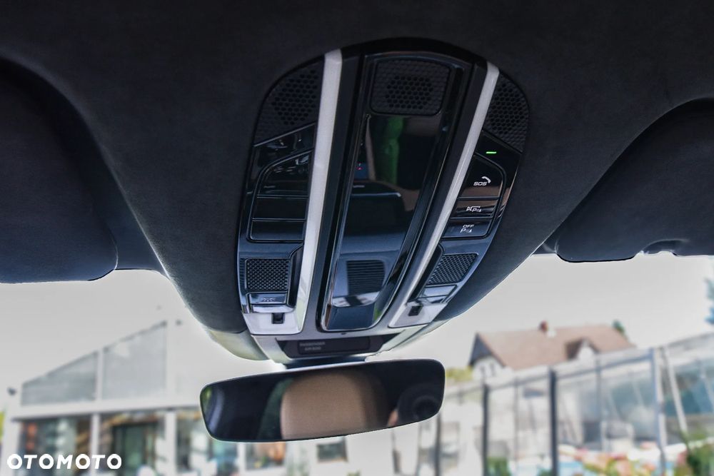 Porsche Cayenne Turbo S E-Hybrid Tiptronic S - 22