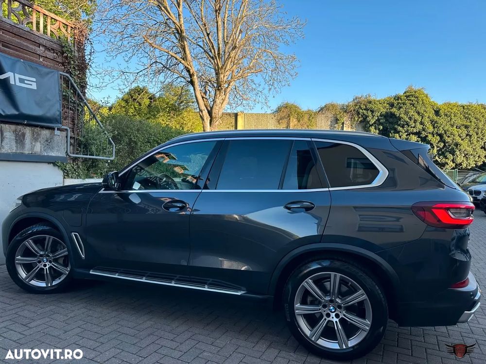 BMW X5 xDrive45e - 38