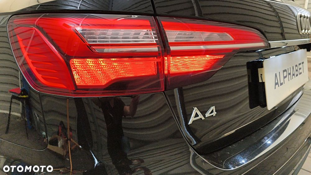 Audi A4 Avant 35 TDI mHEV S tronic - 34