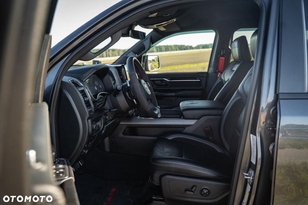 RAM 1500 - 18