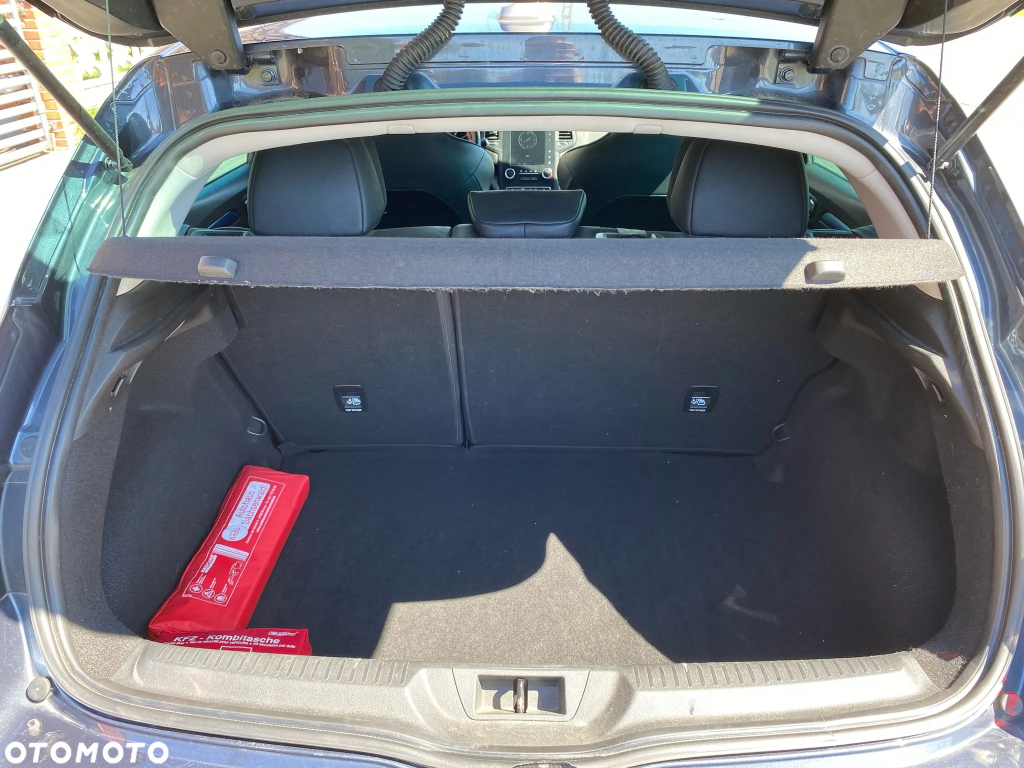 Renault Megane ENERGY dCi 165 EDC GT - 14