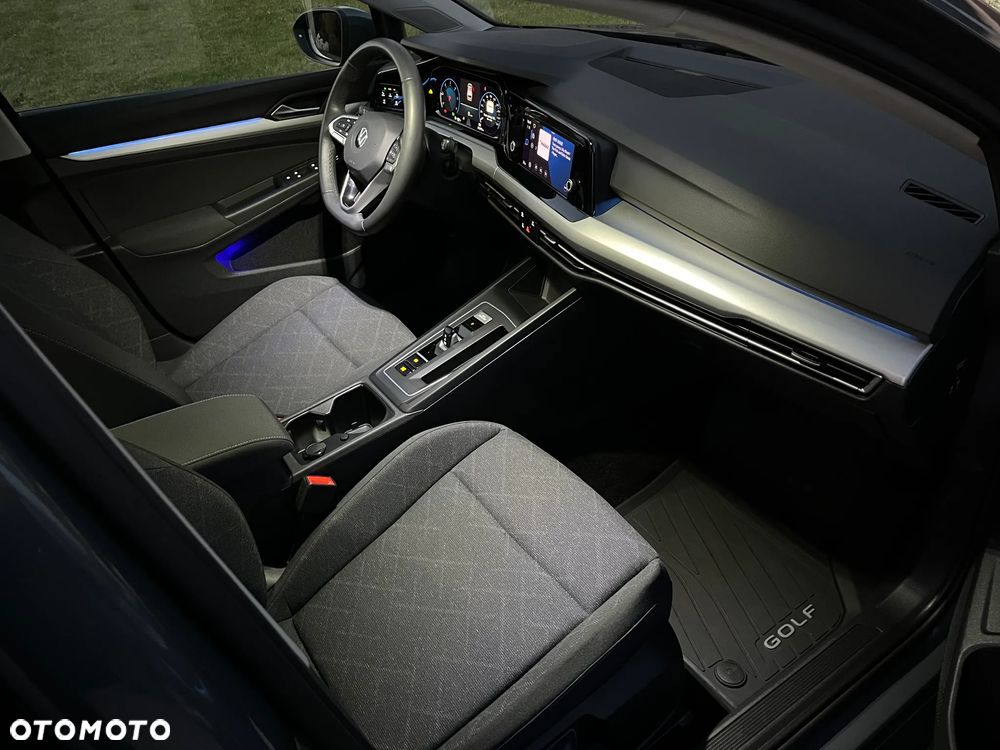 Volkswagen Golf Variant 2.0 TDI SCR DSG Life - 11