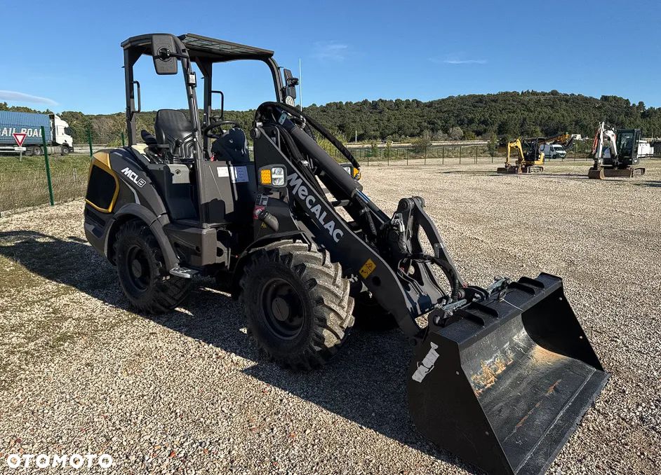 Mecalac MCL8 - 4