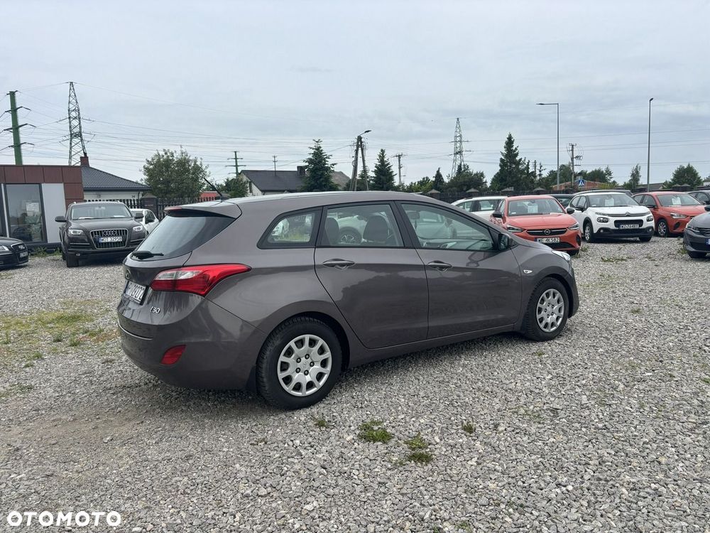 Hyundai i30 - 12