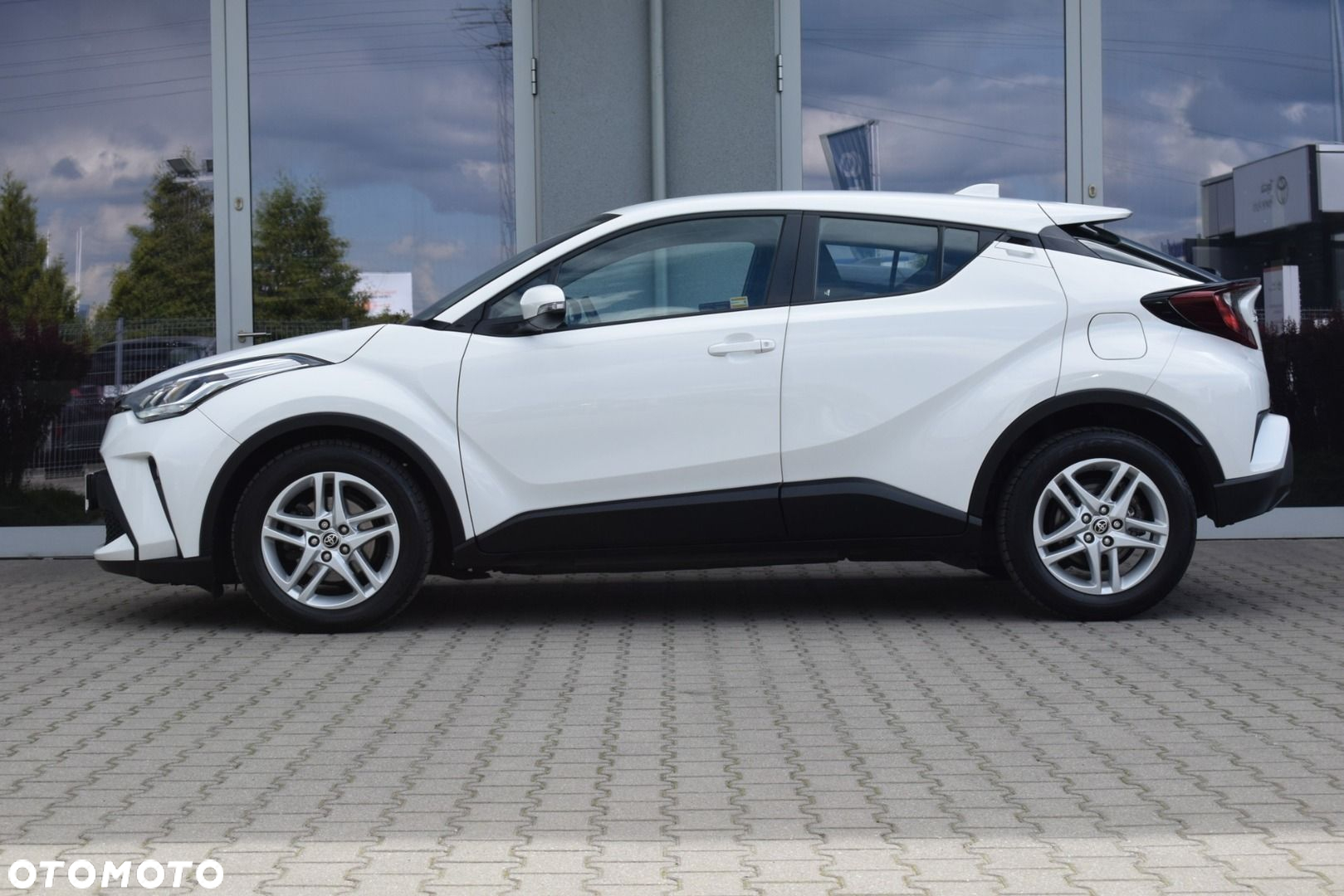 Toyota C-HR - 5