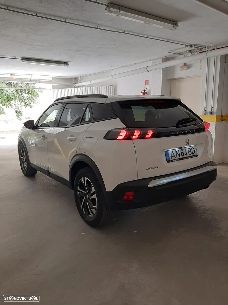 Peugeot 2008 1.2 PureTech Allure Pack - 6