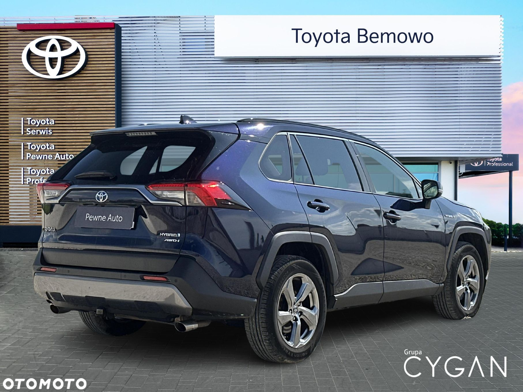 Toyota RAV4 - 9