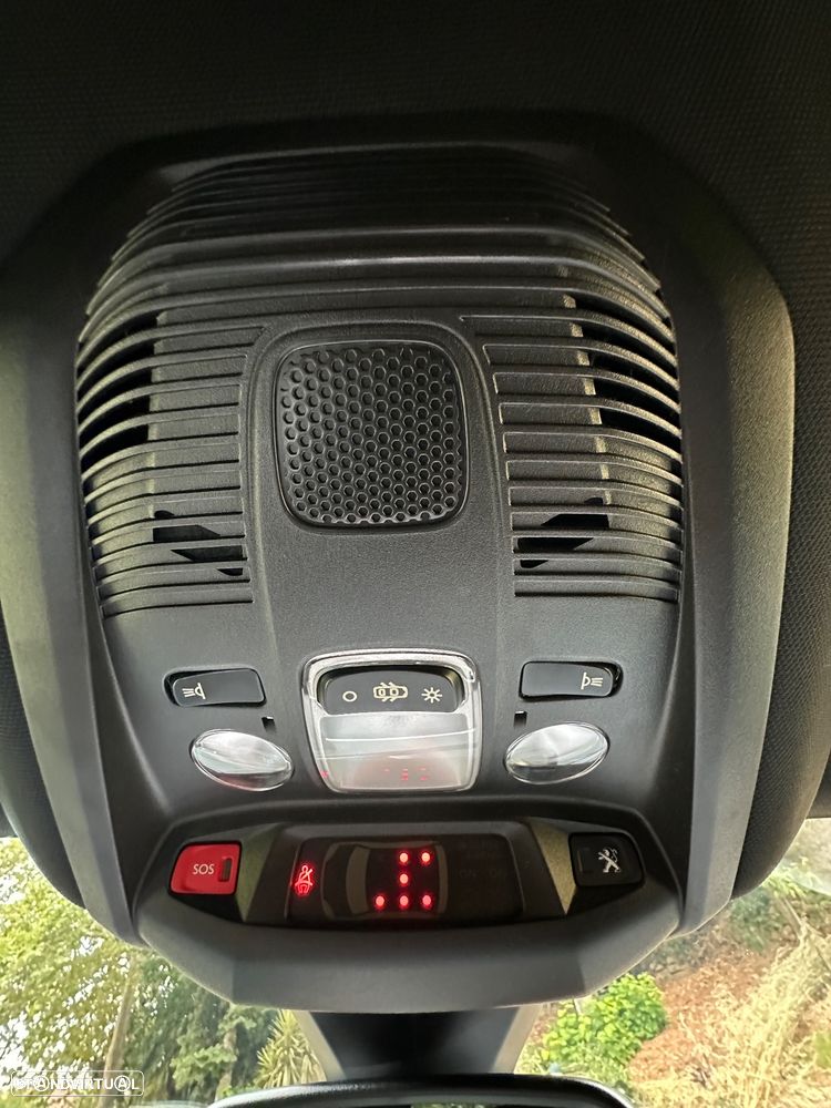 Peugeot 5008 1.6 BlueHDi GT Line EAT6 - 19